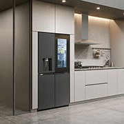 LG Multi Door mit InstaView® | Eis-, Crushed Ice- und Wasserspender | 638 Liter Kapazität | ​Energieeffizienzklasse ​E​ | Festwasseranschluss | GMG960EVJE, GMG960EVJE