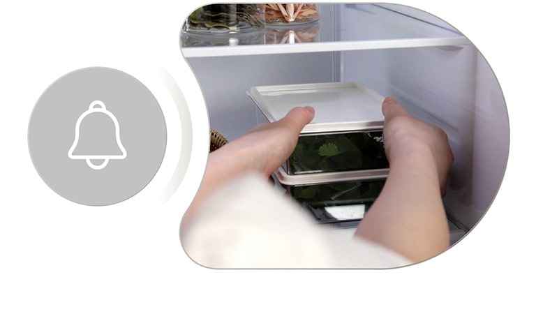 lg bottom freezer refrigerator's cleaning time technology helps the users to clean the freezer without ringing the fridge alarm.