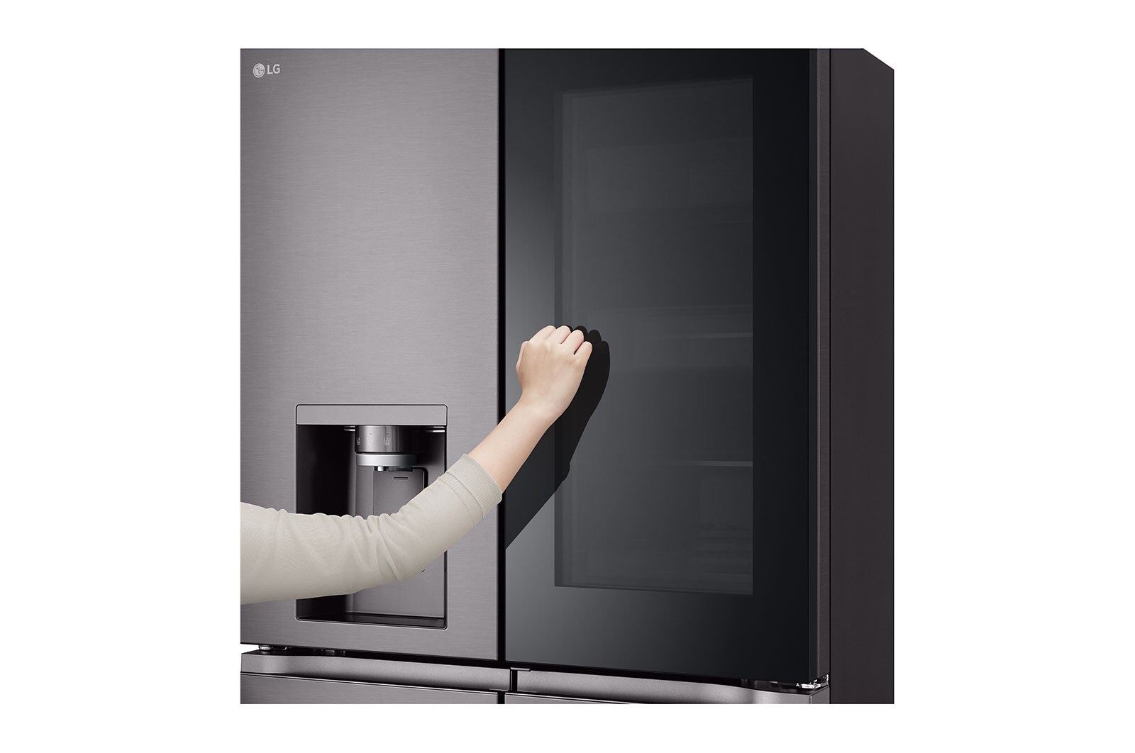 LG 642L InstaView® French Door Fridge in Black Stainless Finish GF-V700BSLC, GF-V700BSLC