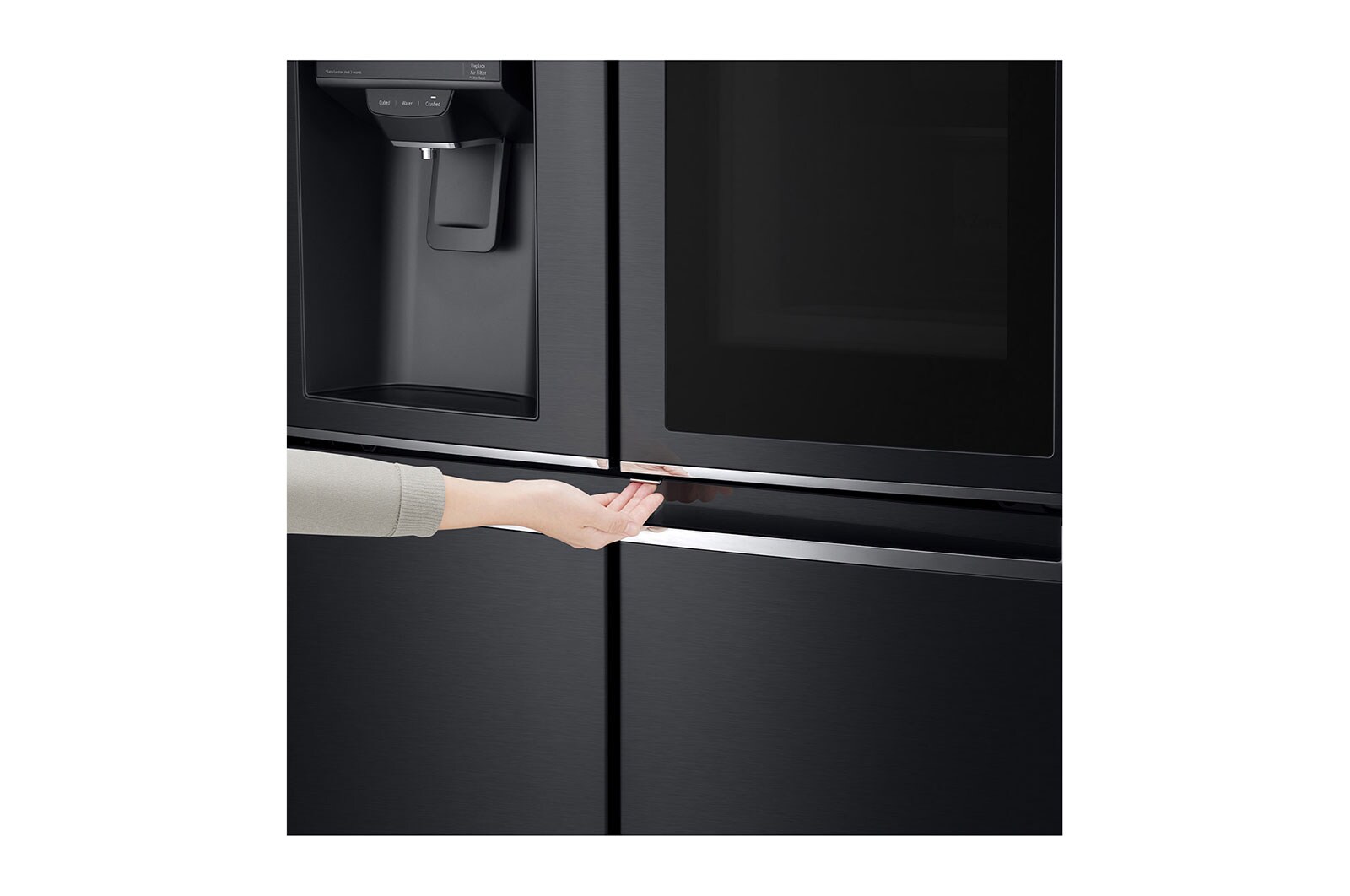 LG 847L French Door Fridge in Matte Black Finish, GF-V910MBLC