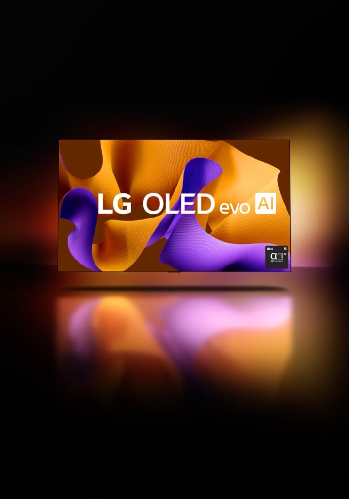 Um vídeo começa com a OLED autoiluminada de 2013 e mostra outros modelos LG OLED inovadores: a Wallpaper TV de 2017, a LG OLED R enrolável de 2020, a LG OLED Posé de 2022 e termina com a LG OLED evo de 2024, que exibe uma arte abstrata roxa e laranja, o texto “LG OLED evo” e o logotipo do processador alfa 11 AI. As cores são refletidas da tela para o piso.