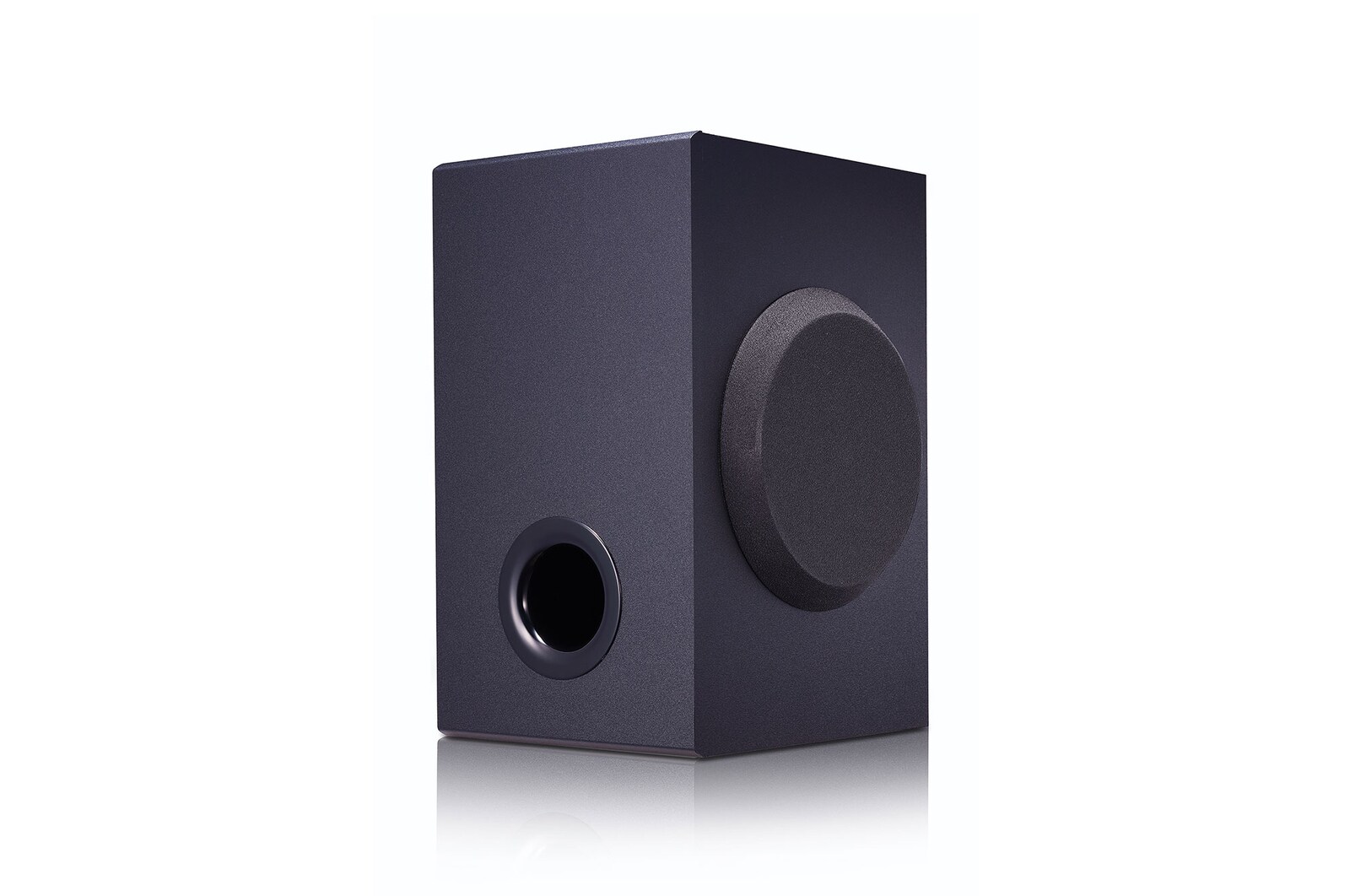 Front view of Spearker and Woofer
