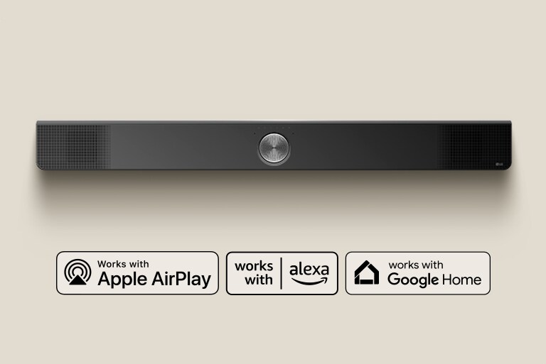 Uma perspectiva aérea de um LG Soundbar. Logotipo do AirPlay da Apple Logotipo da Amazon Alexa Logotipo da Página inicial do Google