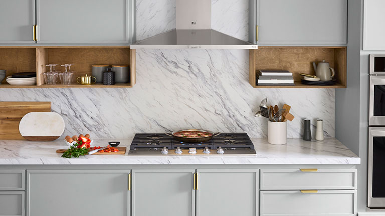 Sync with Your LG Smart Hood