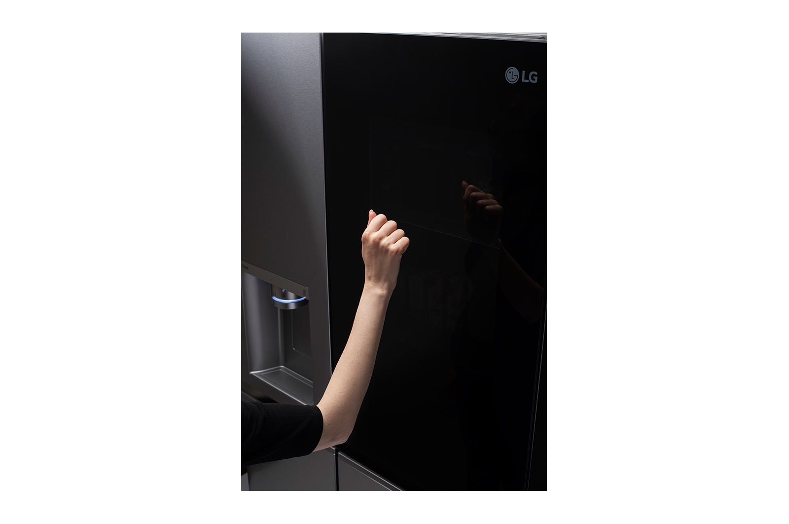 LG 27 cu.ft. Side by Side InstaView™ Refrigerator , LRSOS2706S
