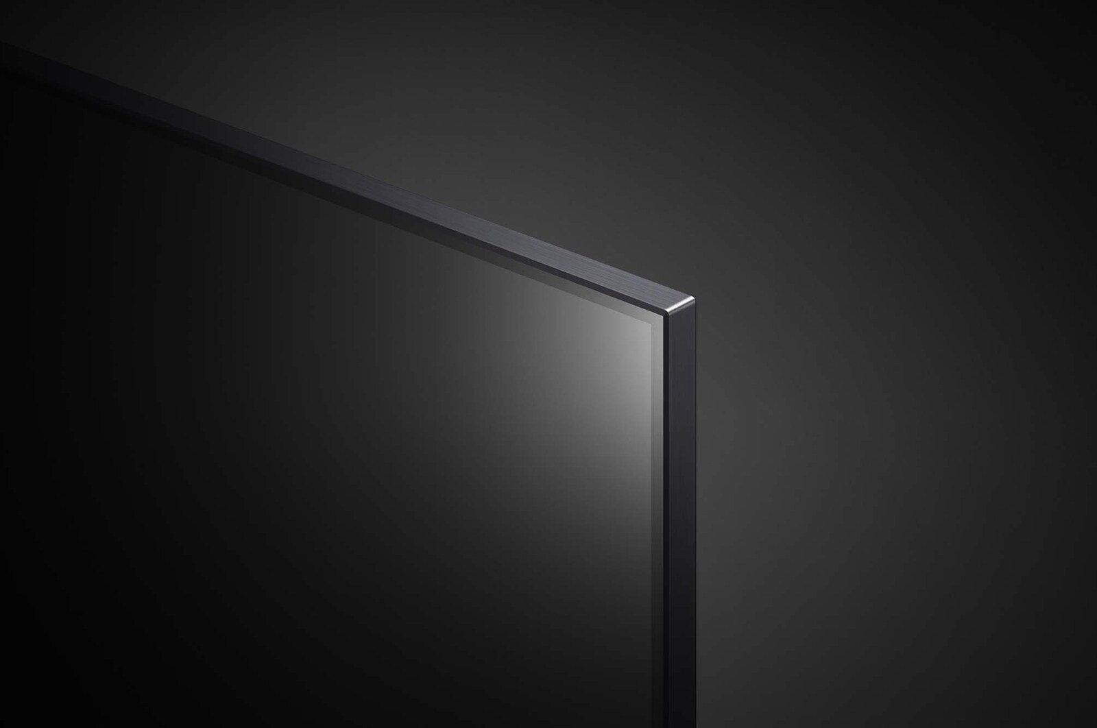 Close-up of the top edge of LG QNED TV, QNED90