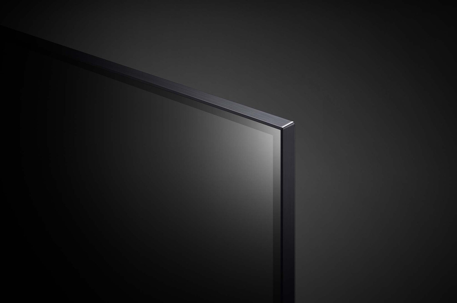 Close-up of the top edge of LG QNED TV, QNED90