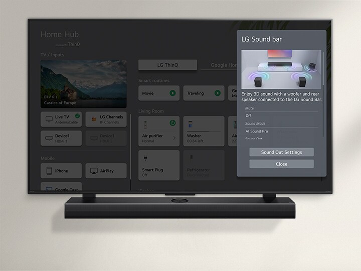 LG Soundbar se trouve en dessous d’un LG QNED TV. Sur l’écran du téléviseur se trouve l’interface utilisateur de la barre de son et des commandes de volume du téléviseur.