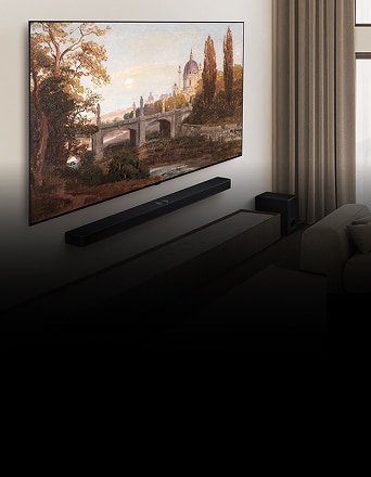 Vue large d’un salon haut de gamme aux tons terre discrets. Sur le mur se trouve une LG OLED AI B5 4K Smart TV affichant une œuvre d’art à l’écran. Une barre de son LG est installée juste en dessous.