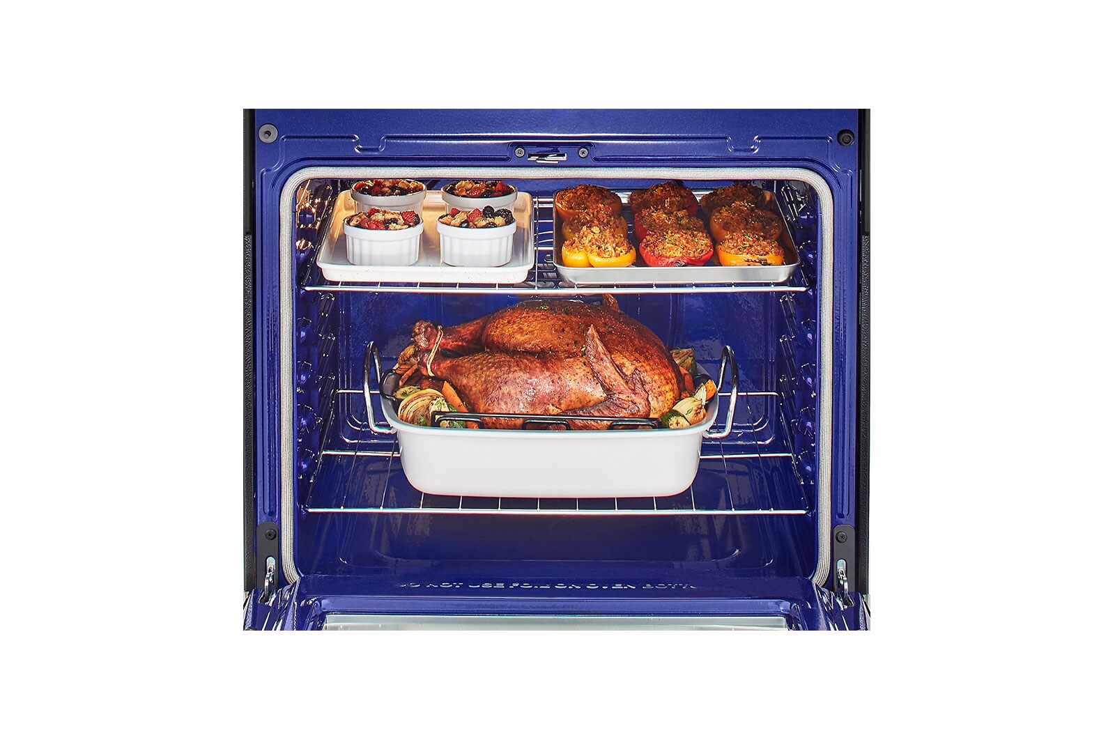 LG Cuisinière électrique InstaView ThinQ<sup>MD</sup> de 6,3 pi³ dotée de la technologie, LREL6325F
