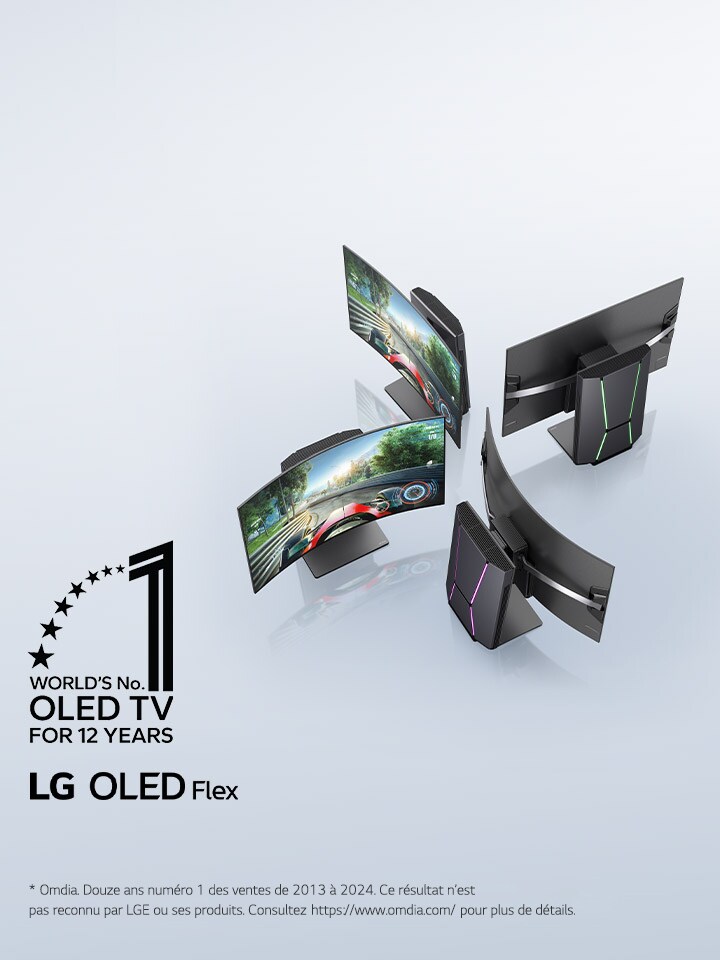 Vue de dessus légèrement inclinée de quatre téléviseurs LG OLED Flex, positionnés pour montrer l’écran incurvé unique des téléviseurs. Les téléviseurs dont l’écran est visible affichent un jeu vidéo de course. L’emblème du premier OLED TV au monde depuis 12 ans se trouve dans le coin. Le logo du produit LG OLED Flex est visible.