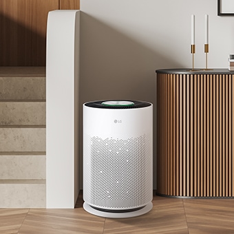 Image montrant que le purificateur d’air s’intègre bien dans un petit espace.