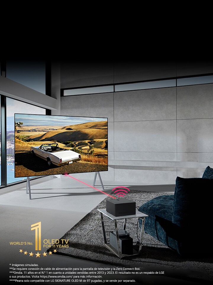 En un espacio de estar moderno, un LG OLED TV está sobre una peana y una Zero Connect Box está ubicada sobre una mesa enfrente con dispositivos metidos debajo. Una señal Wi-Fi y un haz de color rojo son emitidos hacia la pantalla del televisor. El emblema dorado del OLED TV número 1 en el mundo durante 11 años está abajo.