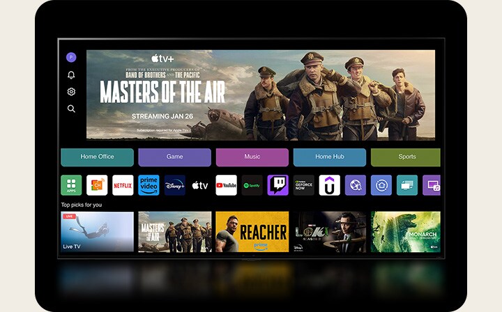 Pantalla de inicio de webOS 24 con Home Office, Juegos, Música, Home Hub y Categorías de deportes. La parte inferior de la pantalla muestra recomendaciones personalizadas en "Mejores opciones para usted".