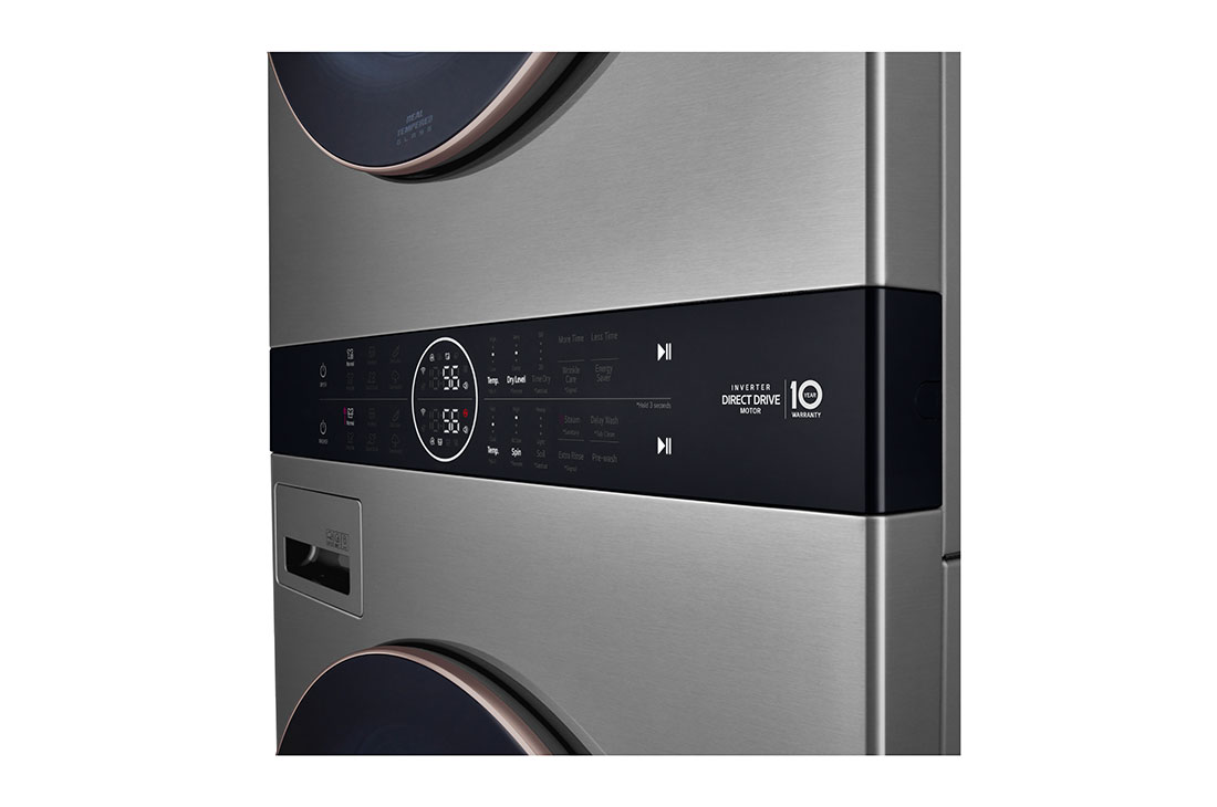 Acercamiento del panel de control en torre de lavado LG.