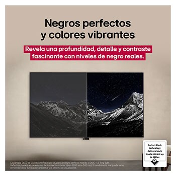 Un loro colorido en ultra alta definición sobre un fondo negro. A su alrededor hay gotas de agua suspendidas en el aire. La imagen muestra un Color Perfecto, ya que cada tono diferente del cuerpo del loro es vibrante y vívido. Se observan diferentes certificaciones de logotipos de UL e Intertek. Estos se refieren a su 100 % de fidelidad de color y 100 % de volumen de color. También se observa un texto: Verifica la marca de certificación de Color Perfecto.
