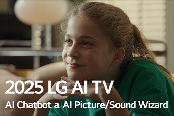 Je vidět název, 2025 LG AI TV, Al Chatbot a Al Picture/Sound Wizard. Sedící dívka se usmívá a dívá se do dálky.