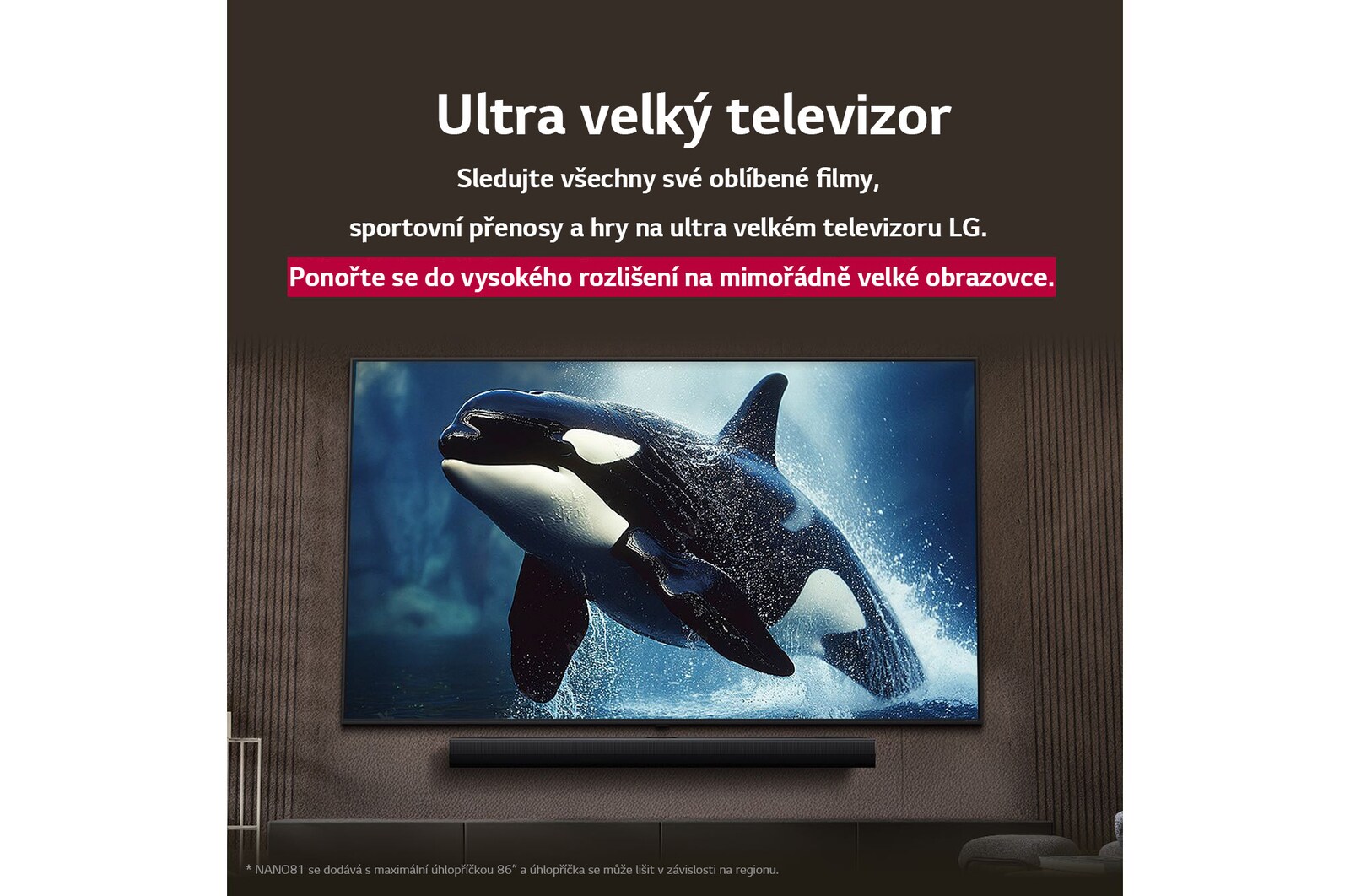 LG TV s působivě velkou obrazovkou umístěnou na stěně nad soundbarem LG v moderně zařízeném obývacím pokoji.