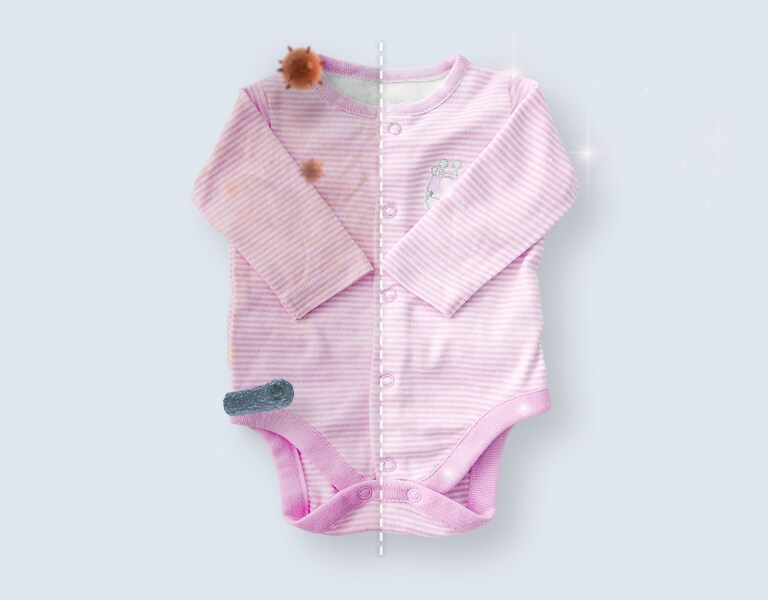 Polovina dětského oblečení je kontaminována, druhá je čistá.