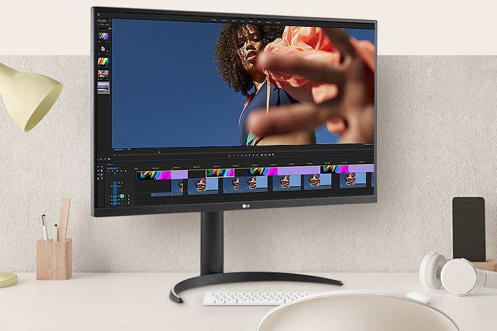 S monitorem LG UltraFine 4K HDR zažijete ohromující vizuální čistotu a živé barvy.