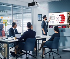 Použití scén projektoru LG ProBeam ve firemním prostředí.	