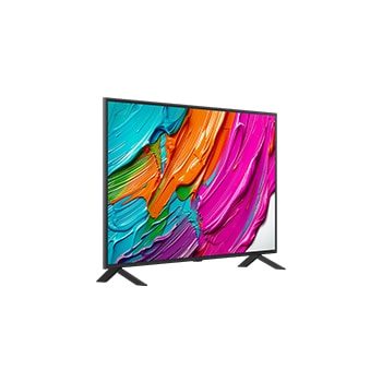 Leicht abgewinkelte Seitenansicht des LG QNED TV von rechts