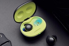 Abbildung der LG TONE Free mit eingeschaltetem UV Nano.