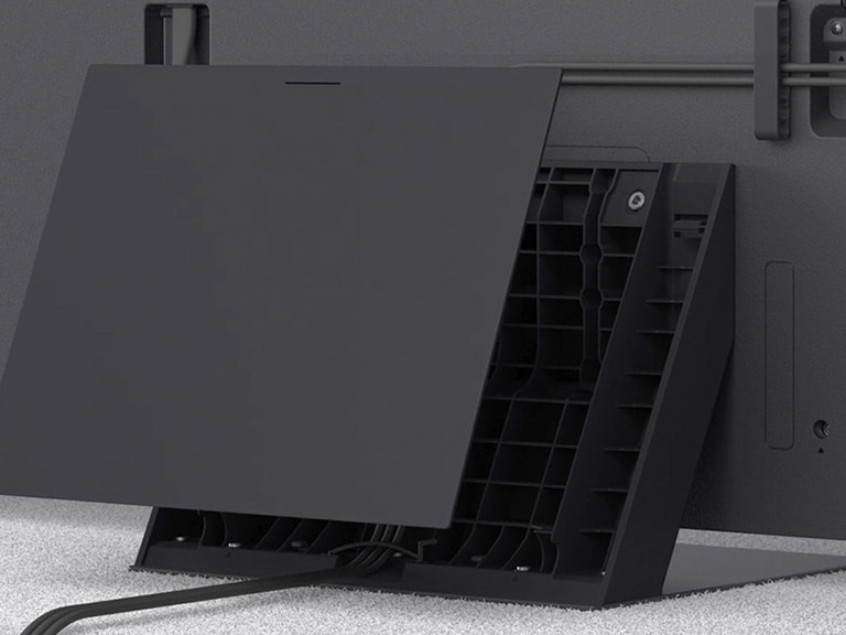 Installationsvideo zur Montage des Standfußes für den LG QNED86 AI 4K Smart TV Fernseher.