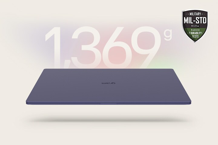 Eine Animation, die einen leichten Laptop zeigt, mit „1.369 g“ im ersten Bild und „13,2 mm“ Dicke im zweiten Bild. Beide Rahmen sind mit dem Langlebigkeitsabzeichen MIL-STD versehen, das die Tragbarkeit und Langlebigkeit unterstreicht.