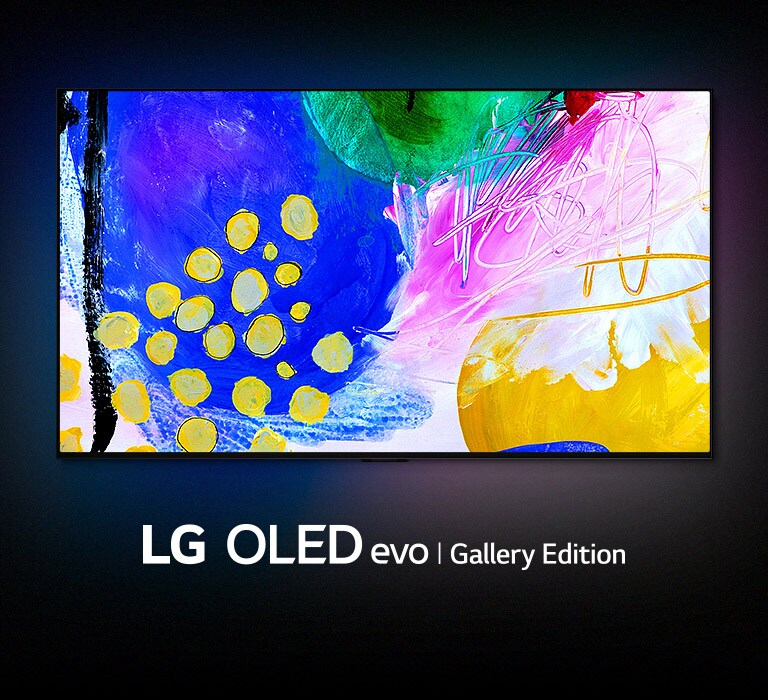 تلفزيون OLED C2 من LG في غرفة مظلمة مع عمل فني تجريدي ملون لأشكال على شاشته ومكتوب تحتها عبارة "LG OLED evo Gallery Edition".