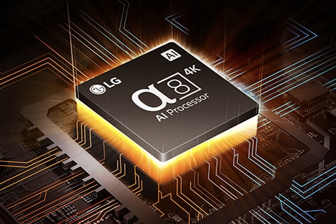 Imagen del procesador α8 AI Processor colocado sobre la placa base, emitiendo destellos de luz naranjas y amarillos.