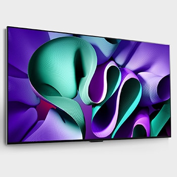 Vue latérale légèrement orientée vers la droite de la TV LG OLED evo, OLED M4 à l’écran