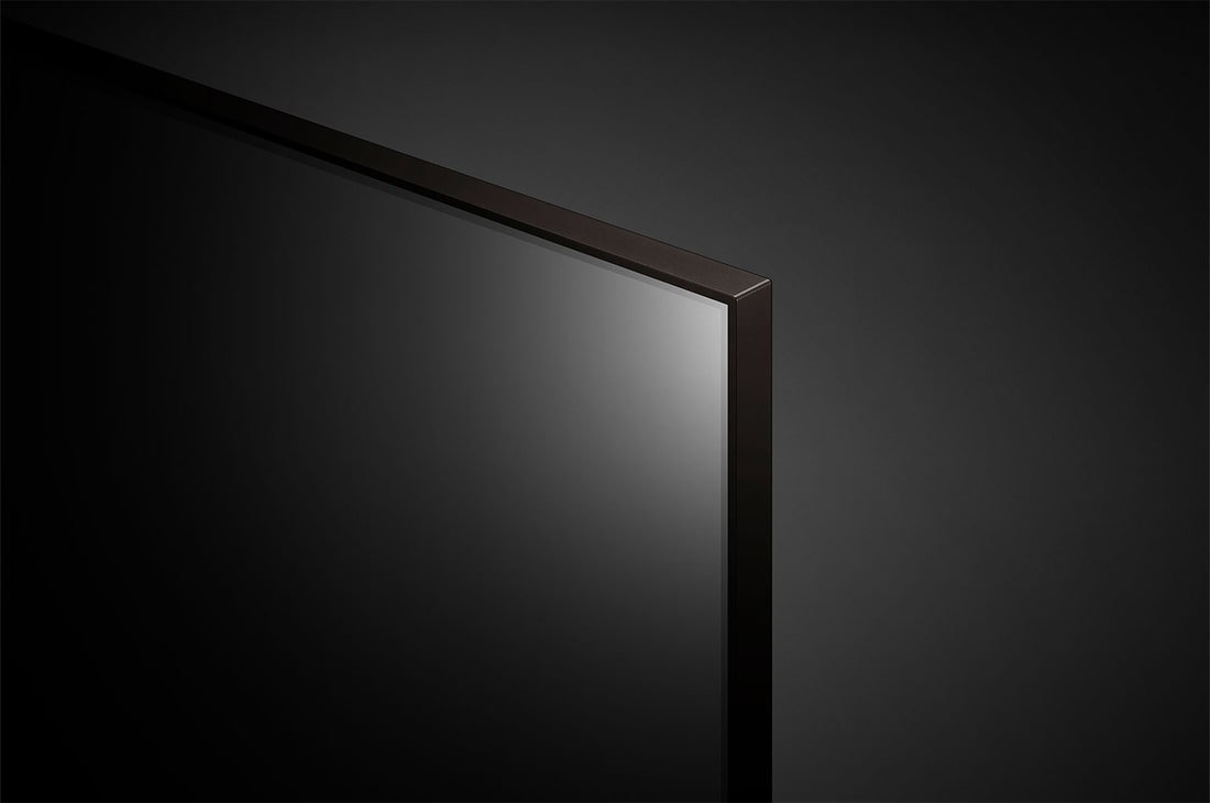 Gros plan du bord supérieur du TV LG NanoCell, NANO80