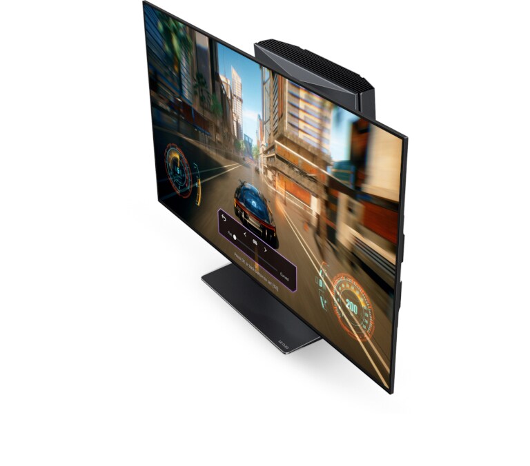 La vidéo commence par un jeu diffusé sur le LG OLED Flex dans sa position à plat. Le téléviseur se courbe pour devenir un écran incurvé tandis que le jeu se poursuit en continu.