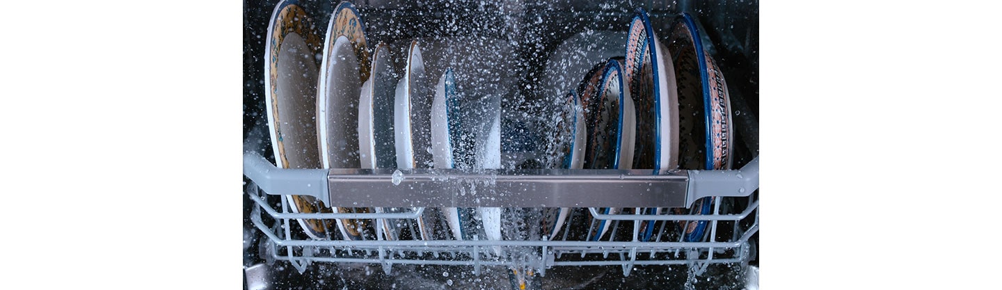A Water-Wise Home With LG: How Innovations Can Save and Protect Water