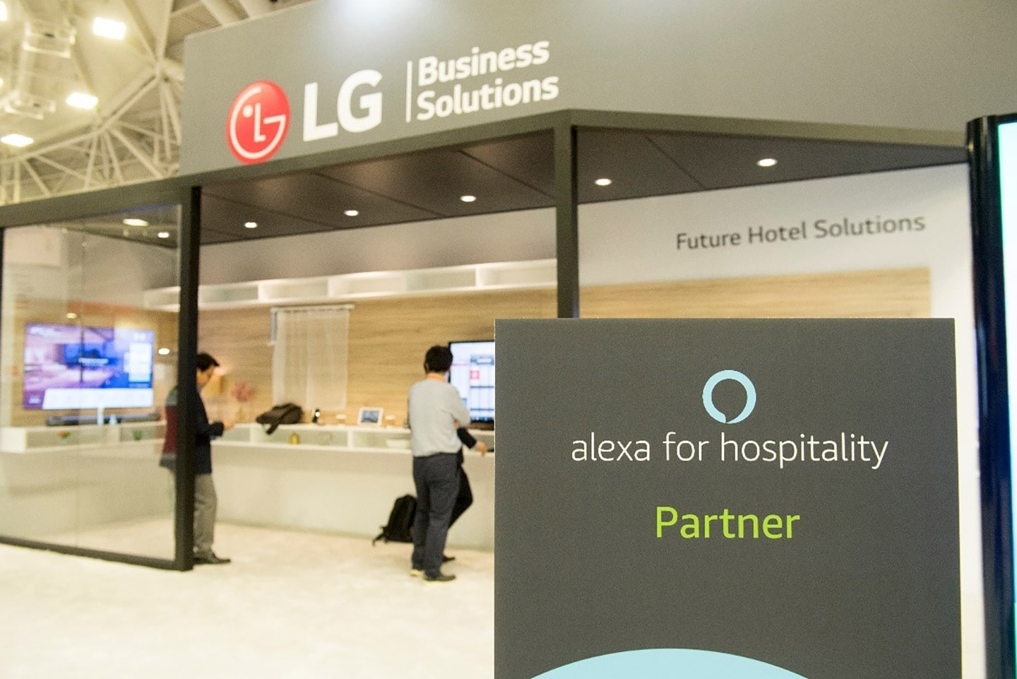 LG HOTEL TVS WITH ALEXA FOR HOSPITALITY ENHANCE THE GUEST EXPERIENCE