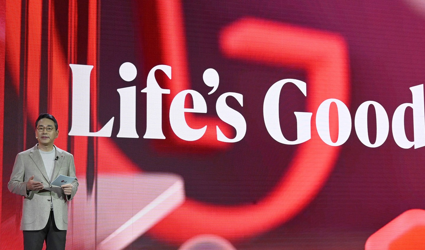 Under the theme of Life’s Good, LG CEO William Cho shared the company’s continuous efforts to create innovation for a better life and ensure a sustainable future for all at LG World Premiere