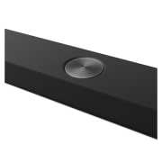 LG Soundbar S95TR 的頂部特寫角斜角視圖