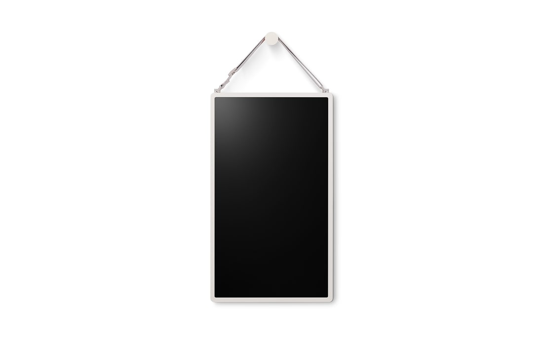 LG StanbyME 2 以掛牆帶懸掛在牆上。