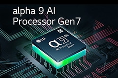 Sebuah gambar Prosesor AI α9 4K Gen7 melawan papan sirkuit dengan cahaya biru memancar dari chip, mewakili kekuatannya.	