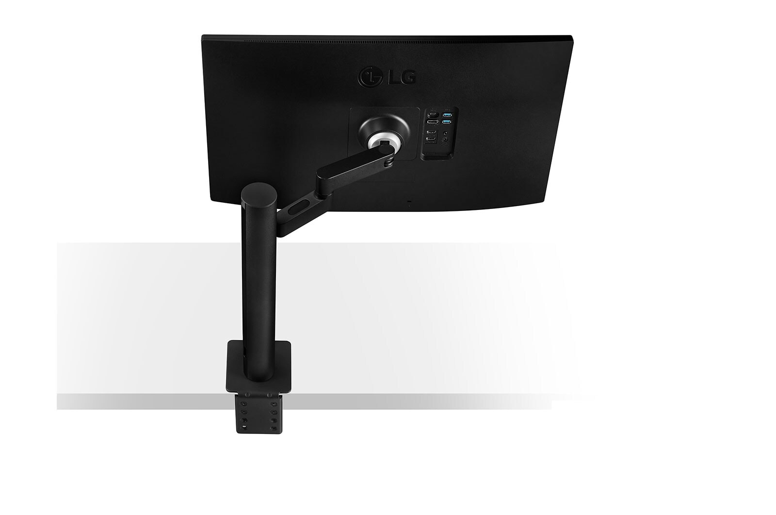 LG 27 (68.58cm) QHD Ergo IPS Monitor with USB Type-C™, 27QN880-B