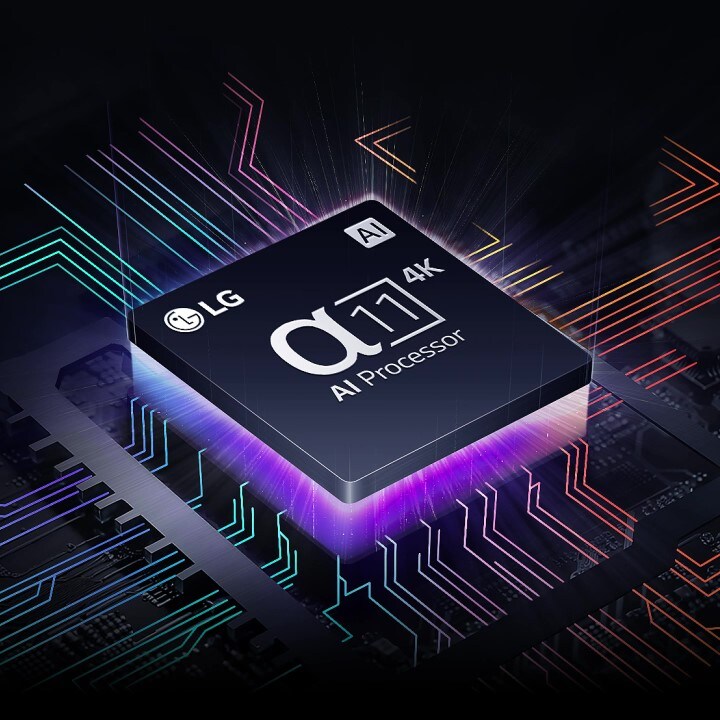 Il processore 4K α11 con AI di LG è appena visibile nell'oscurità. Il processore si illumina di viola e rosa e da esso escono raggi di luce colorati. Altri lampi appaiono sulla scheda madre, allungandosi ulteriormente, e vengono visualizzati punti bianchi come stelle, creando l'impressione di una scena intergalattica.