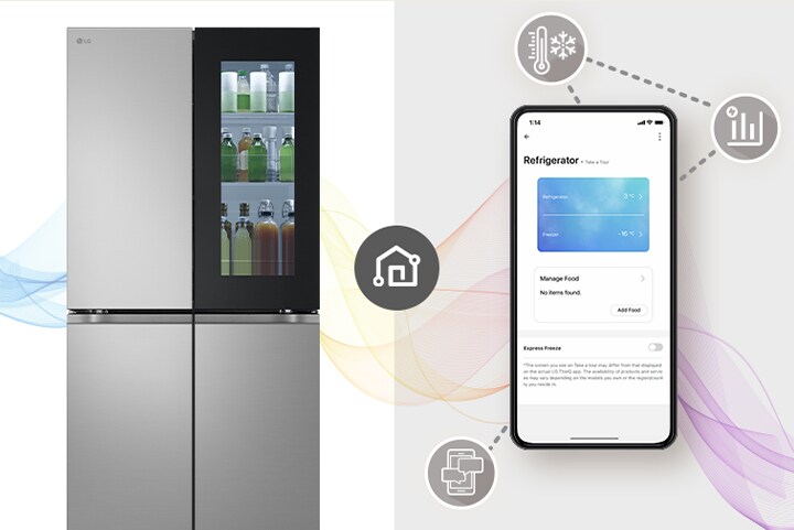 Frigorifero LG con porta in vetro a sinistra e smartphone che mostra l'app di gestione a destra.