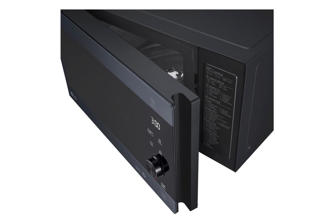 LG Offerta Kit: Forno 100% vapore InstaView 76L Classe A++ e Microonde NeoChef 25 litri 1000W, WSED7667M.MH6565