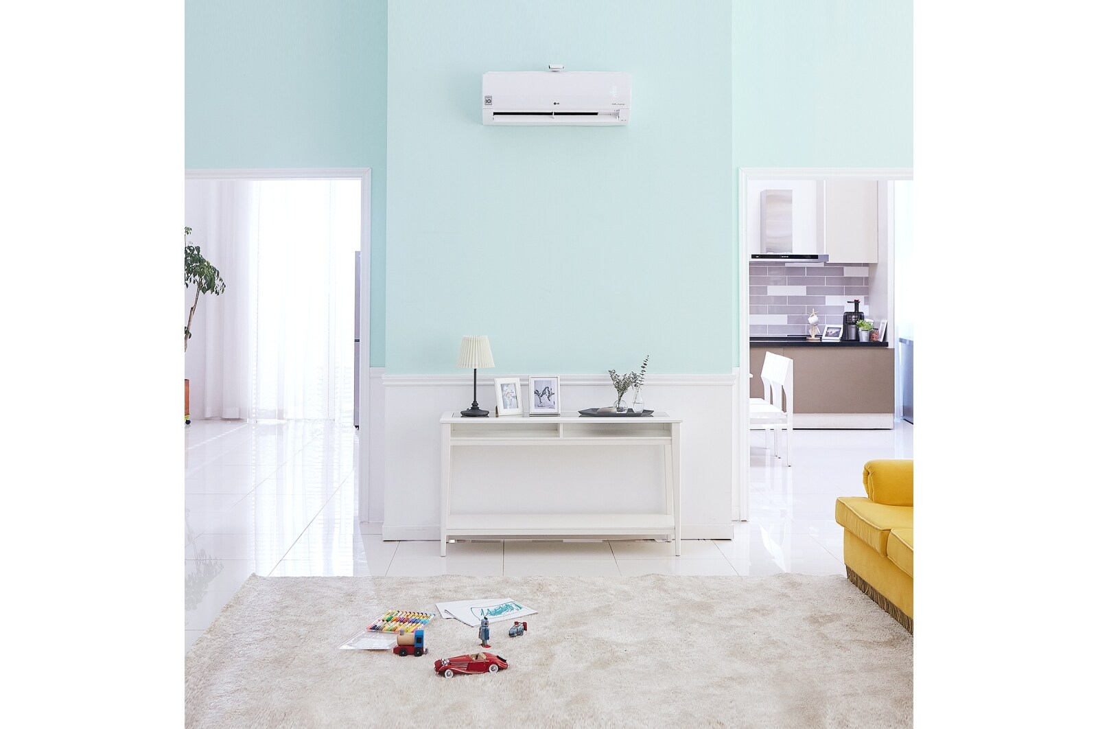 LG DUALCOOL Atmosfera Climatizzatore Inverter 12000 BTU, Purificazione dell'aria, Riscaldamento, Wi-Fi ThinQ®, AP12RK