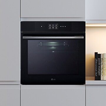 Immagine di un forno installato in cucina