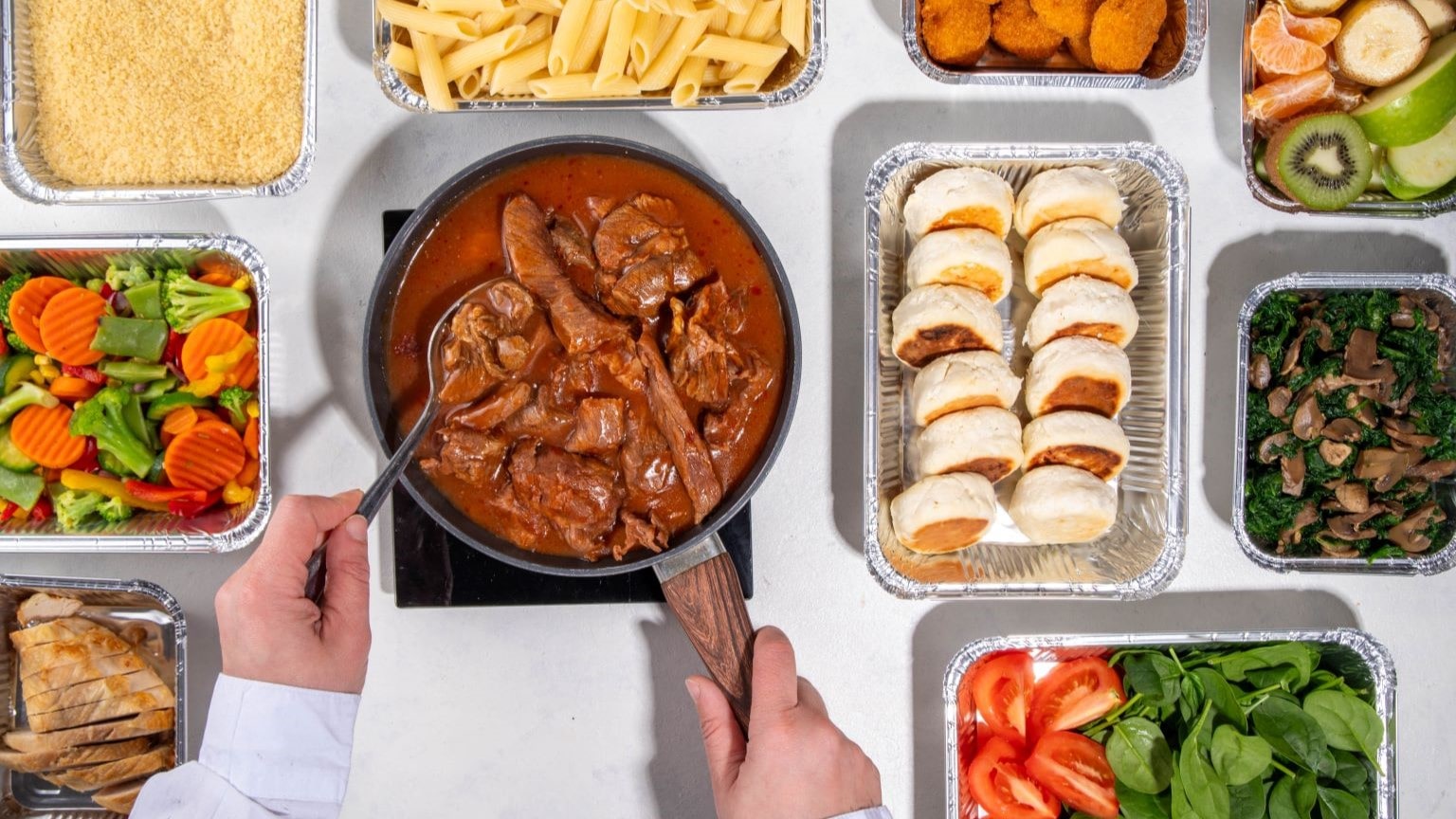 Batch cooking: pietanze pronte per essere assemblate e consumate durante la settimana     