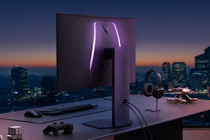Back light image in an ambient cut.	