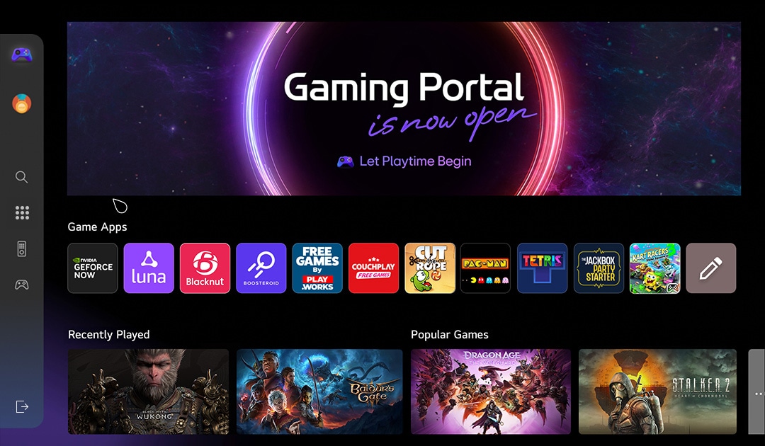 Un monitor curvo mostra una dashboard di gioco con icone vivaci di giochi, inclusi titoli d'azione, puzzle e app di cloud gaming. Una grafica di un portale cosmico e luminoso circonda lo schermo, esaltando l’atmosfera fantascientifica.