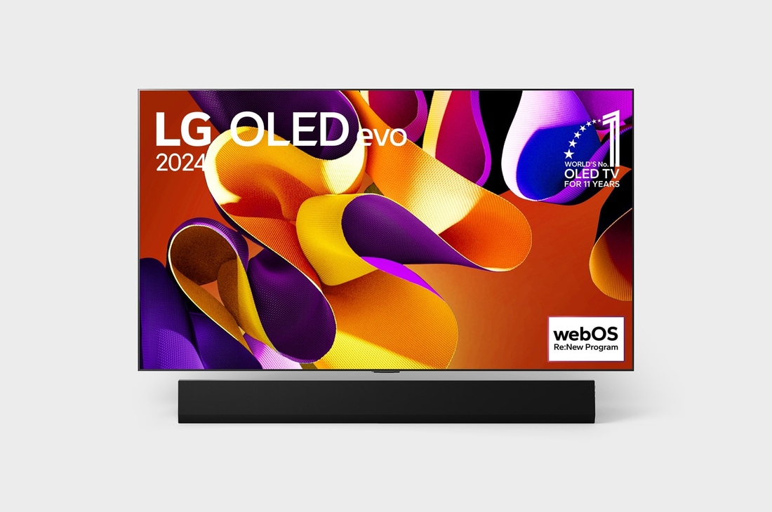 Вид спереди на телевизор LG OLED evo, OLED G4, вид на эмблему «OLED №1 в течение 11 лет» на экране, а также на расположенную ниже звуковую панель